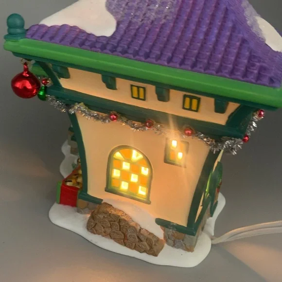 Department 56 North Pole Village Jingle & Jangle's Bells Lit House TESTED - Picture 10 of 10